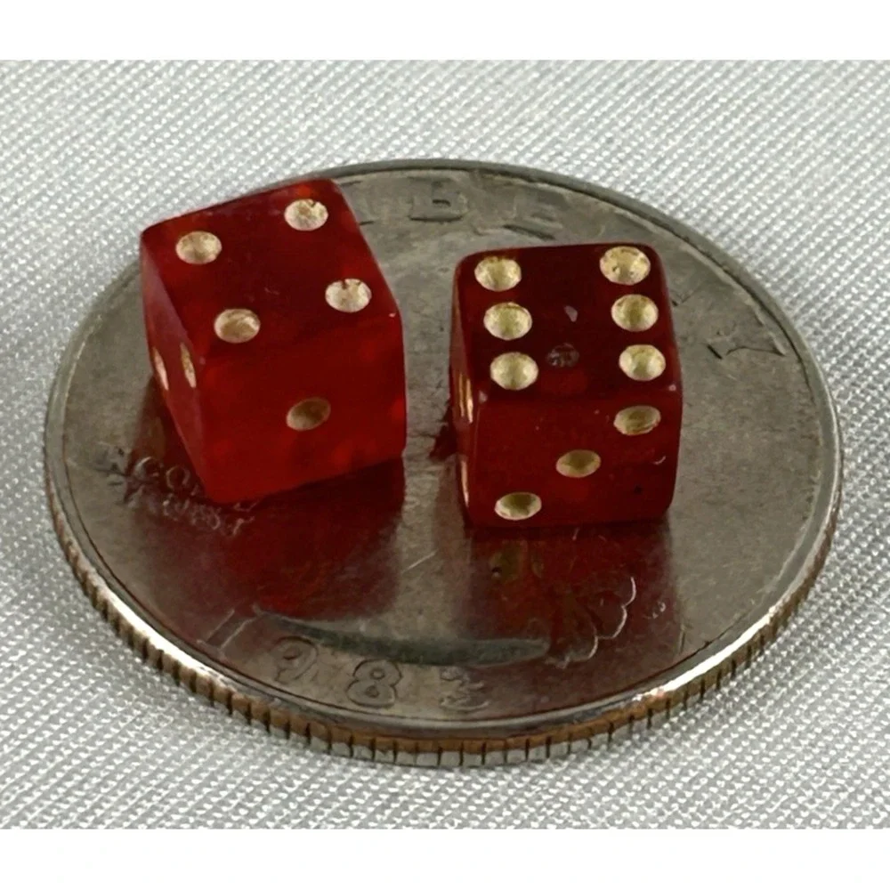 Vintage Red Bakelite Translucent Miniature Dice 1/4